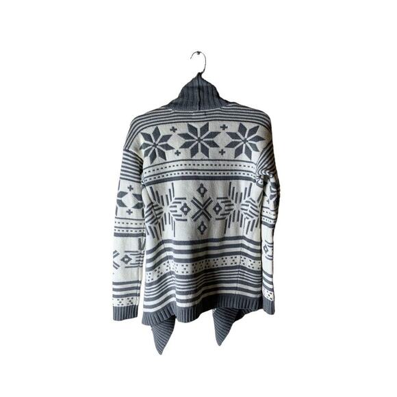 Express Cardigan Womens Small Petite Snowflake Isle Pattern Merino Wool Sweater - Picture 4 of 10